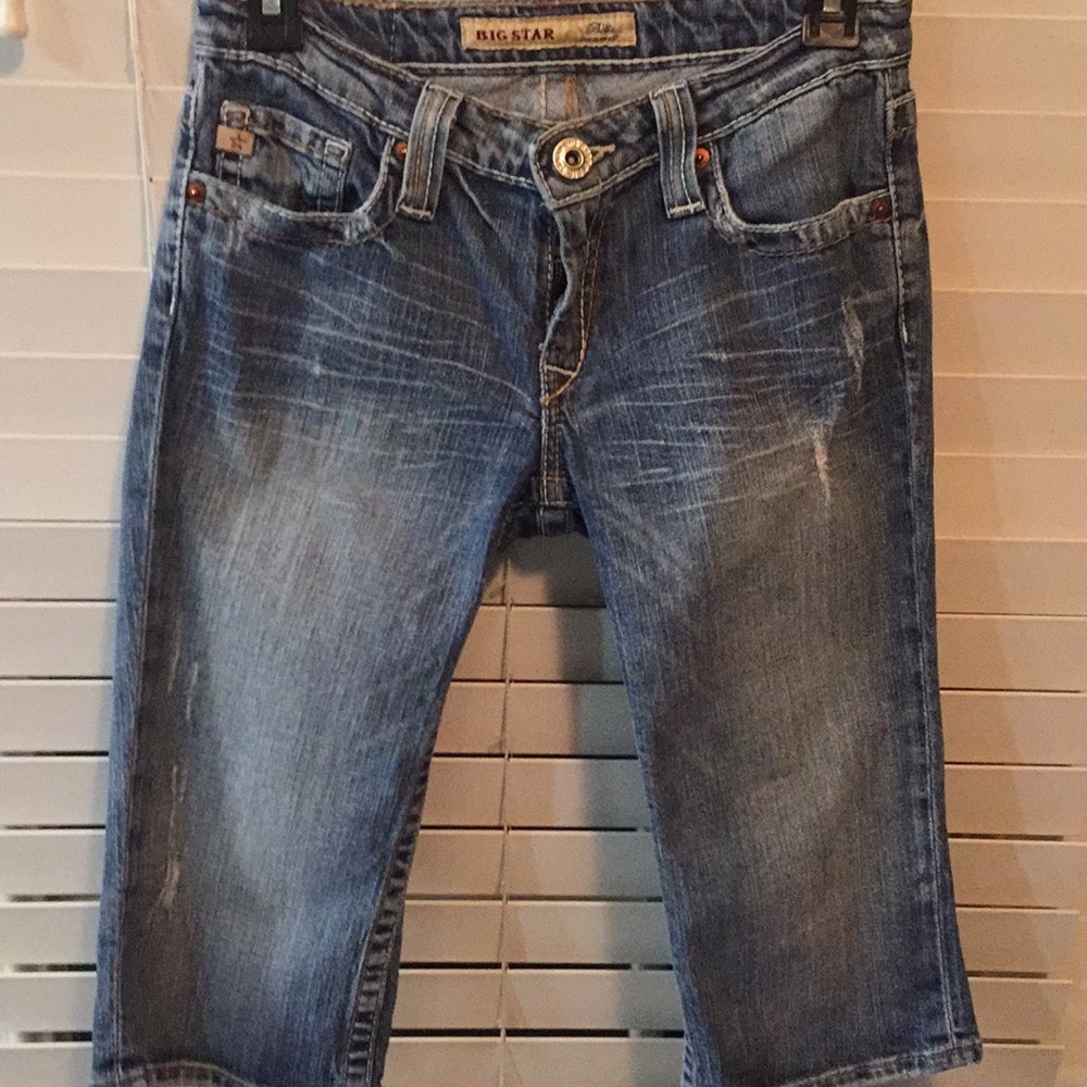 Big Star Ladies Mid Rise Fit Sz 26